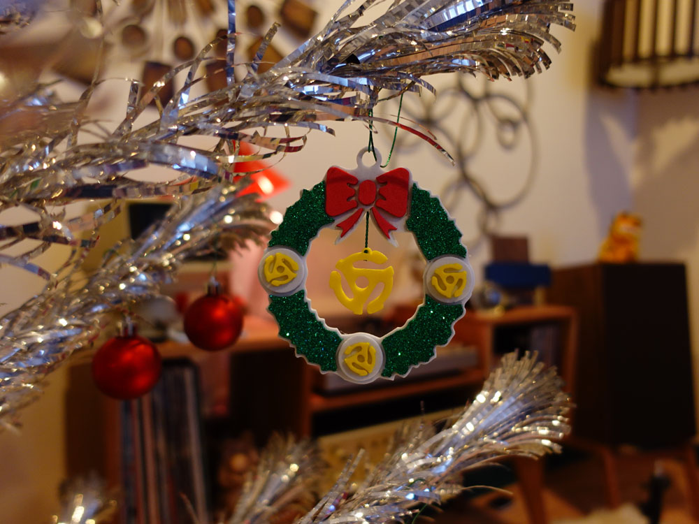 Xmas 45 RPM Wreath Ornament - Image 8