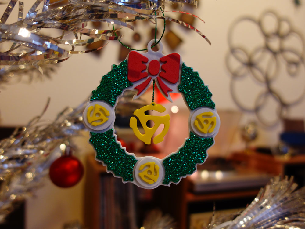 Xmas 45 RPM Wreath Ornament - Image 6