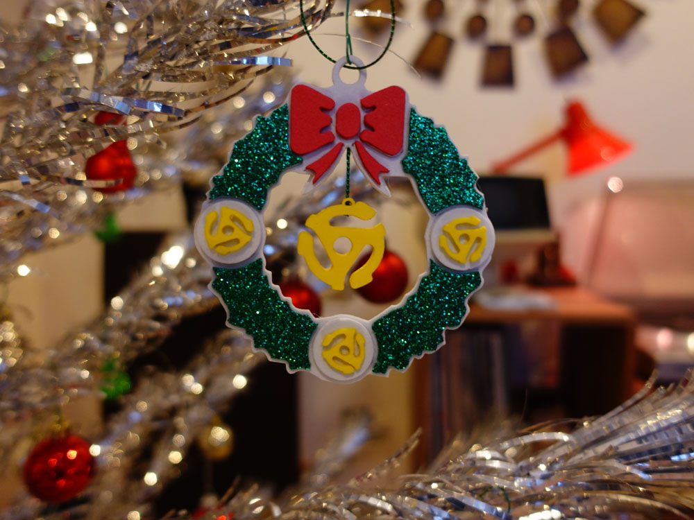 Xmas 45 RPM Wreath Ornament - Image 2