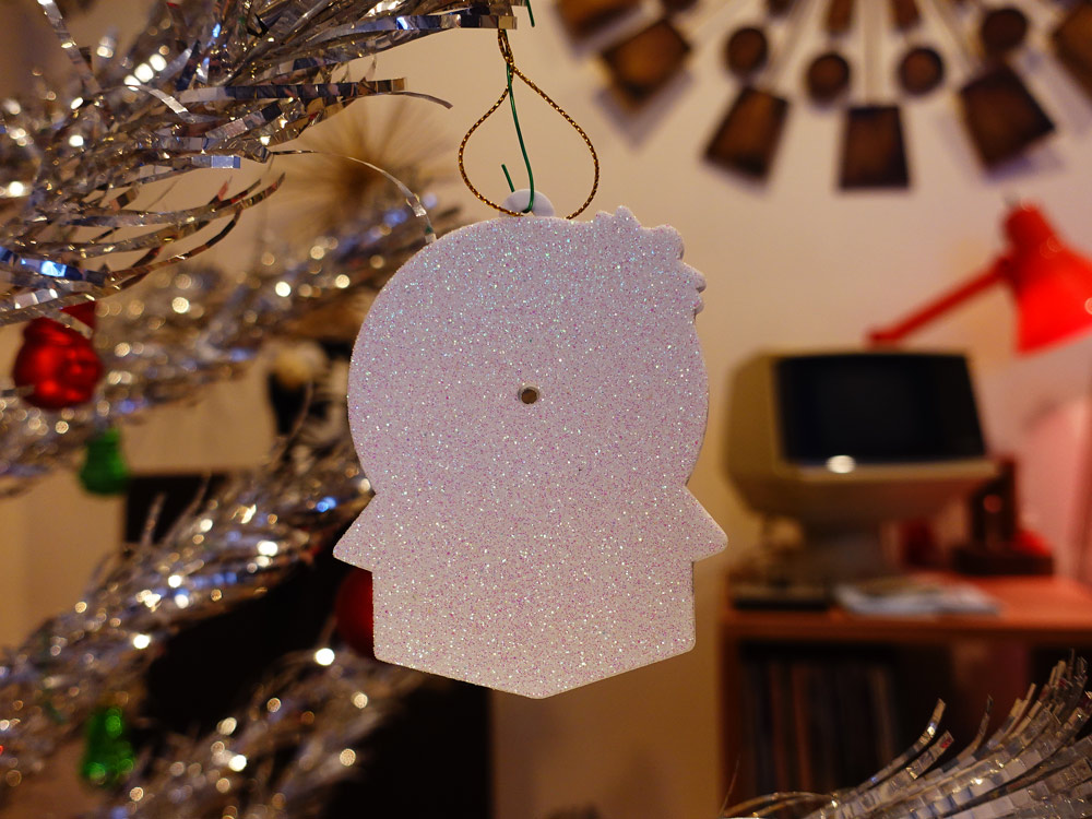 Vinyl Record in a Gift Box Ornament - Golden - Image 10